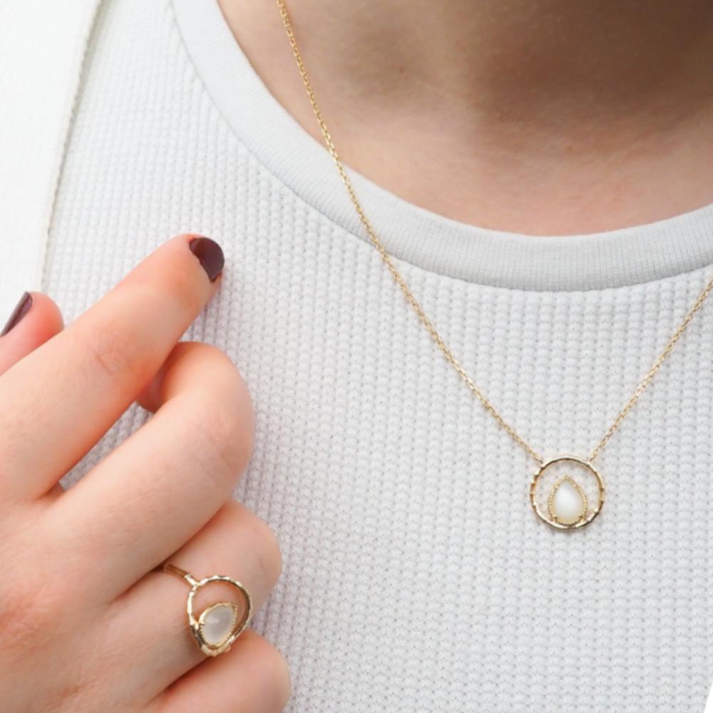 Collier Nina - Plaqué Or et Pierre de Lune - Aurore & Luna