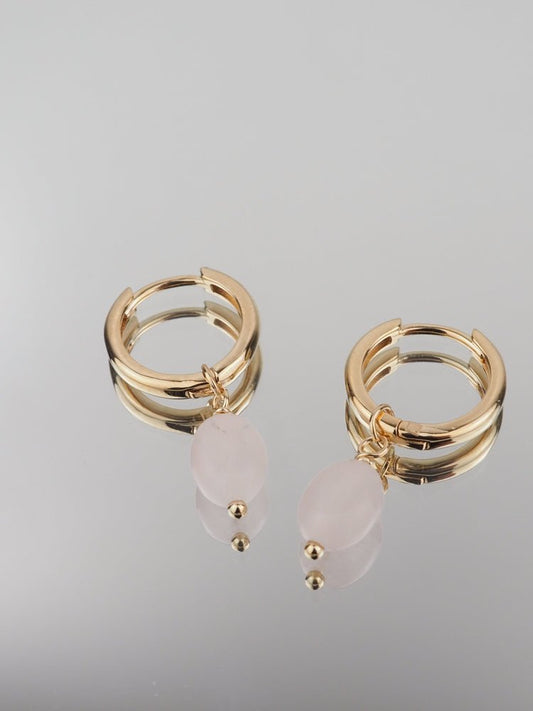 Boucles d'oreilles Créoles Émilie - Plaqué Or et Quartz Rose - Aurore & Luna